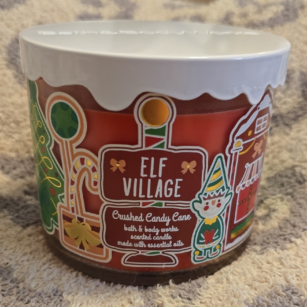 Bath & Body Works Elf Village Red 3 Wick Candle- Crushed Candy Cane